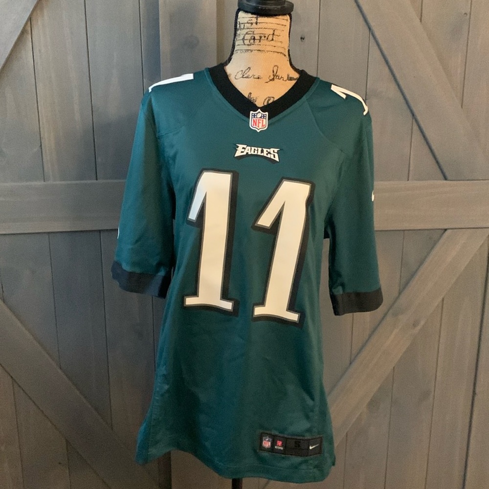 Eagles NFL Players Jersey size Small, #11